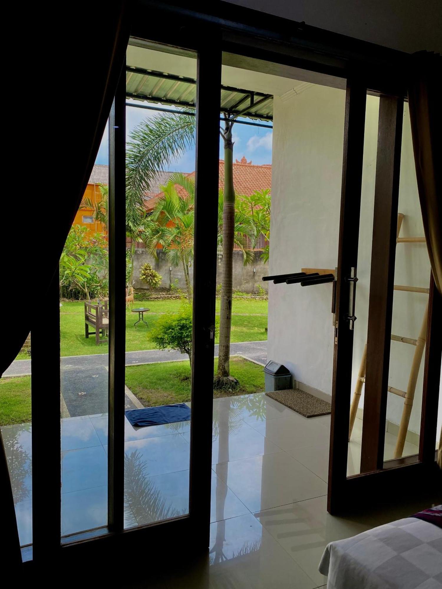 Padang-Padang Sari Homestay Uluwatu Екстериор снимка