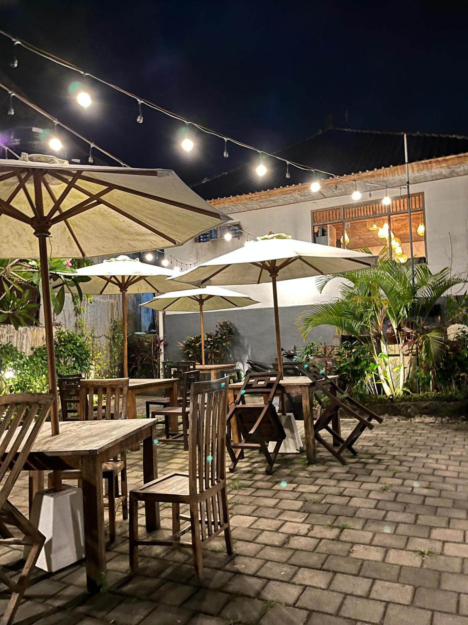 Padang-Padang Sari Homestay Uluwatu Екстериор снимка