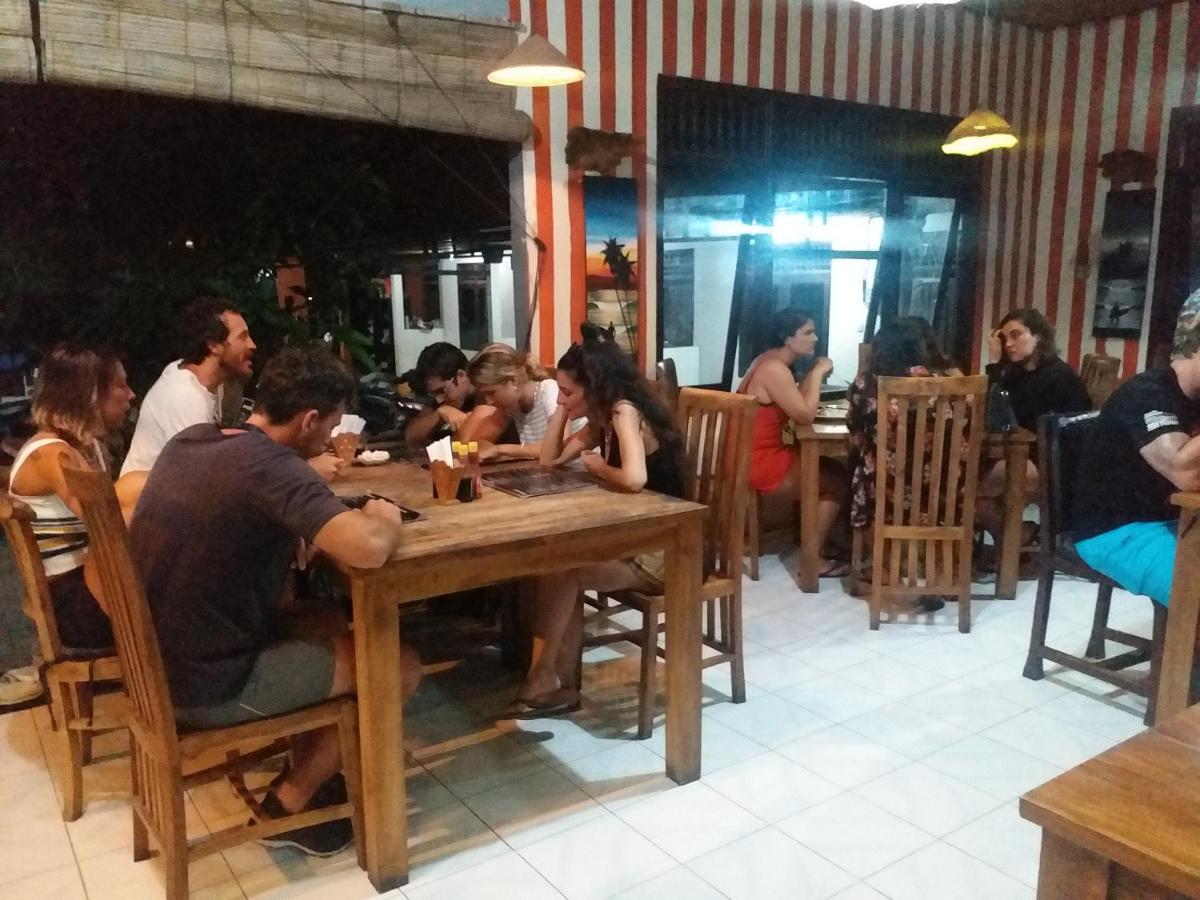 Padang-Padang Sari Homestay Uluwatu Екстериор снимка