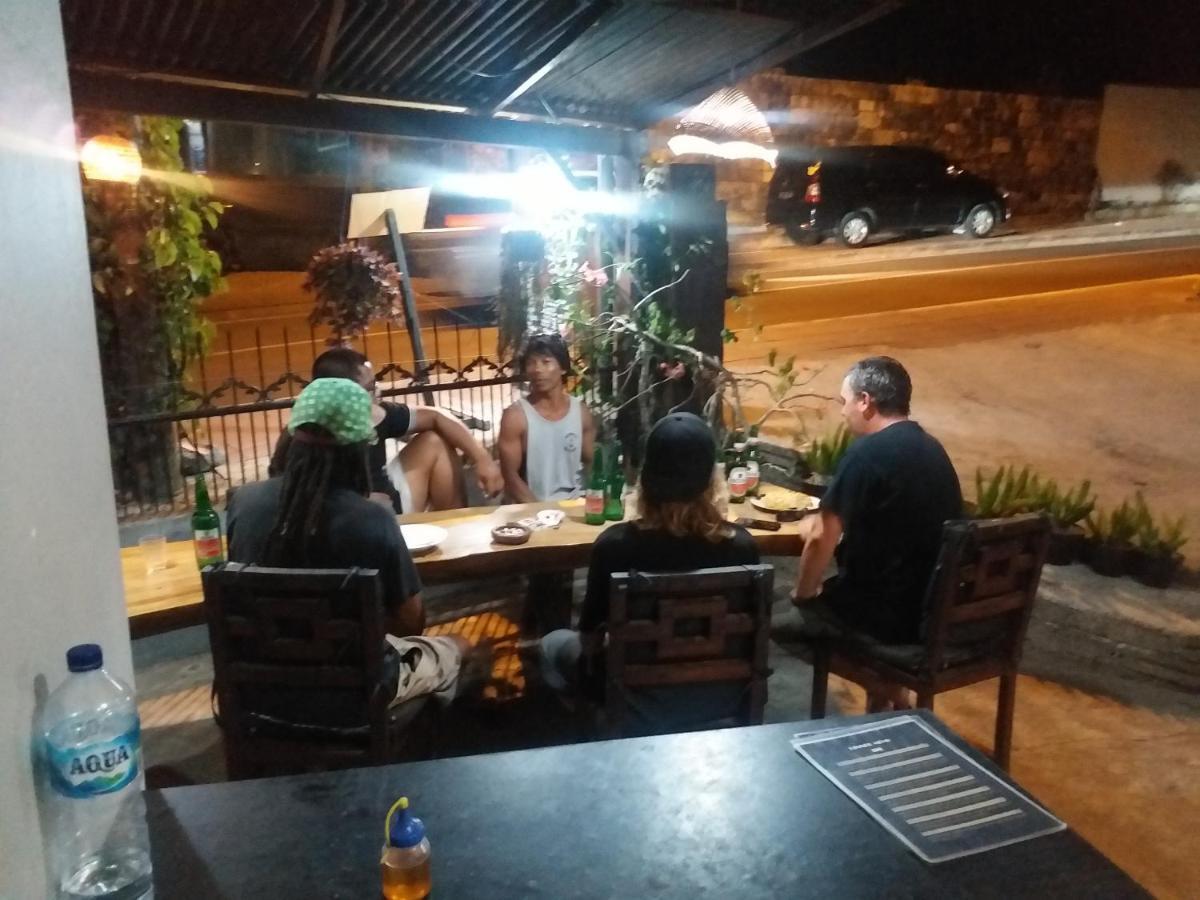 Padang-Padang Sari Homestay Uluwatu Екстериор снимка